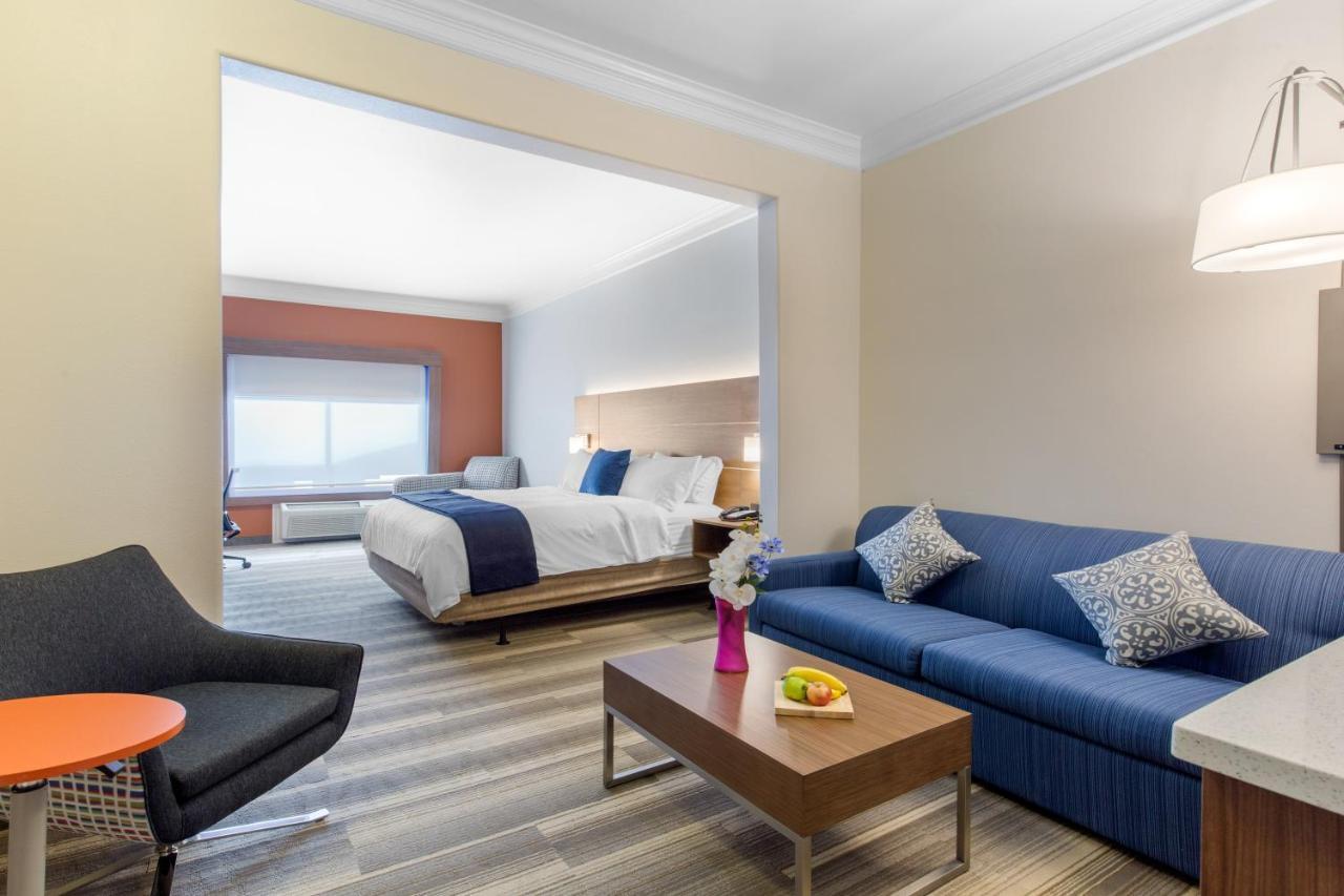 Holiday Inn Express Houston-Alvin By Ihg מראה חיצוני תמונה