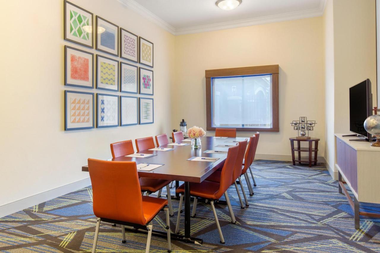 Holiday Inn Express Houston-Alvin By Ihg מראה חיצוני תמונה